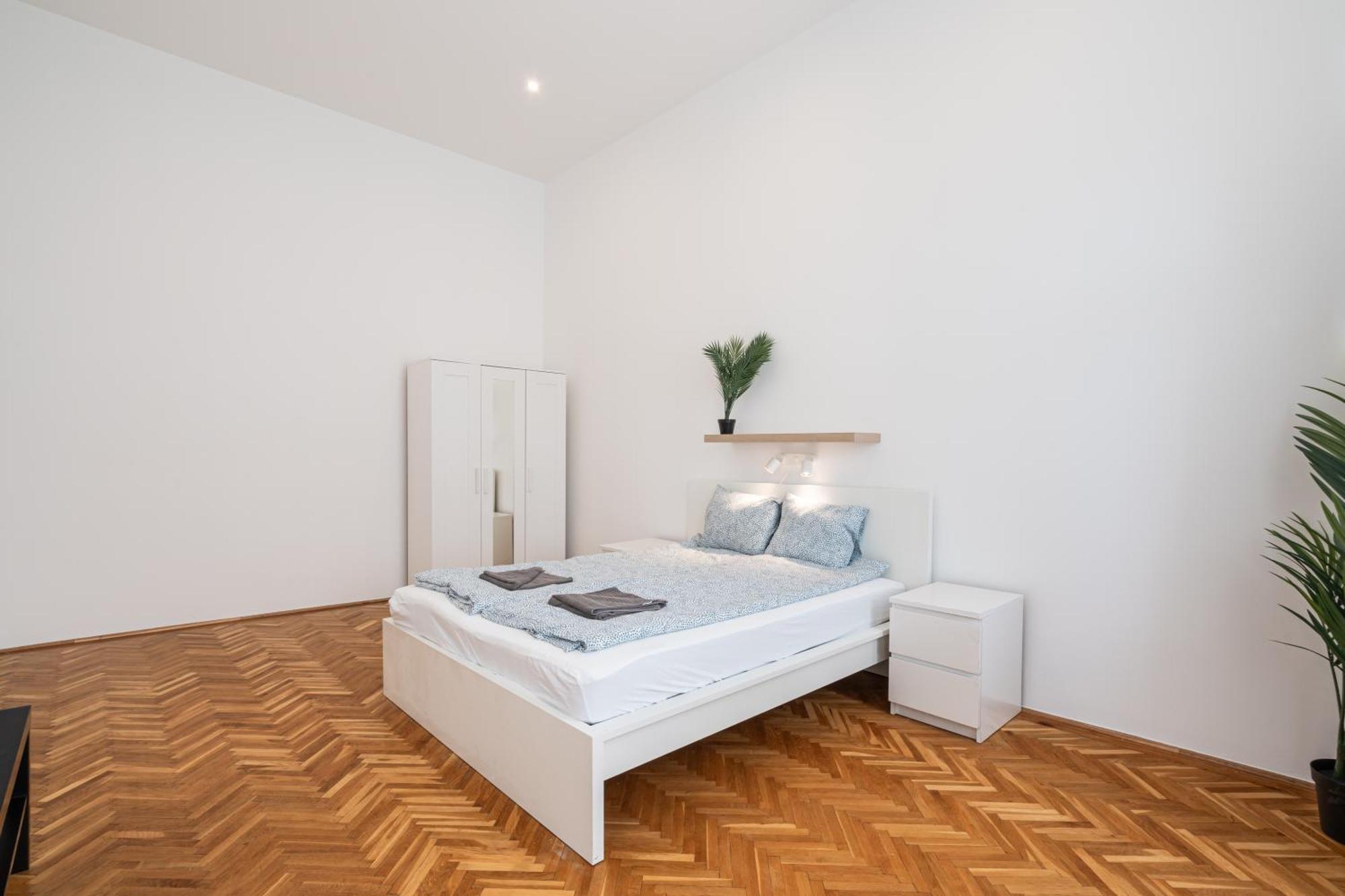 Luxurious Downtown Family Suite Budapest Exterior foto